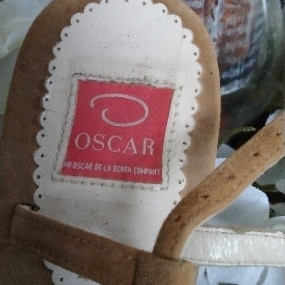 OSCAR BY OSCAR DE LA RENTA SANDALS - Picture 9 of 10